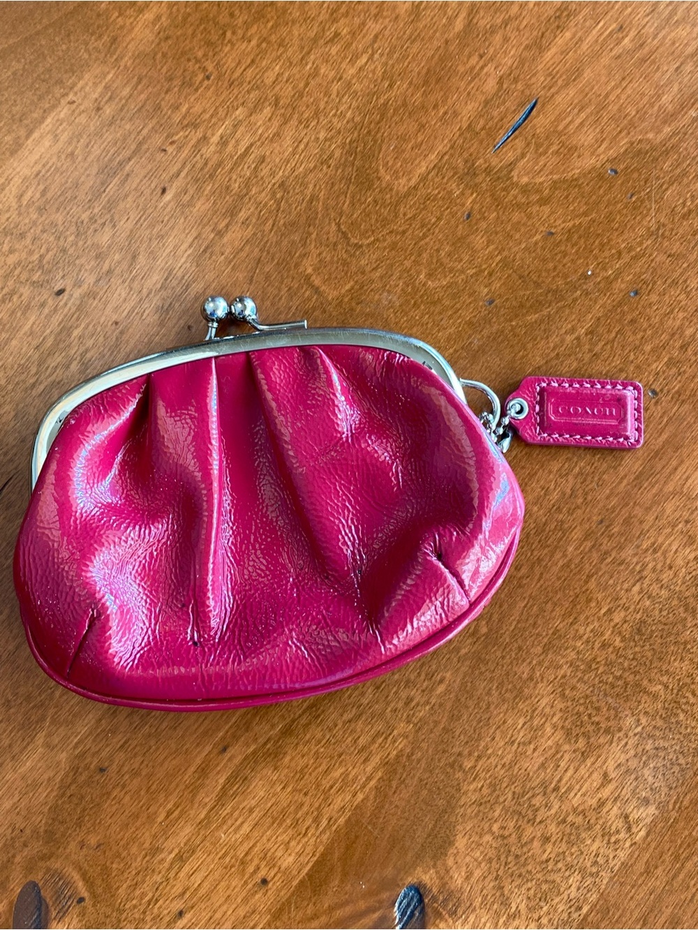 Vintage Coach Leather Kiss-Lock Coin Purse in Bright Pink